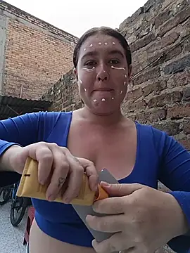 Snapshot of Freckless_ chatting on July 14, 2026, 12:55 pm Freckless online show from July 14, 2026, 12:55 pm