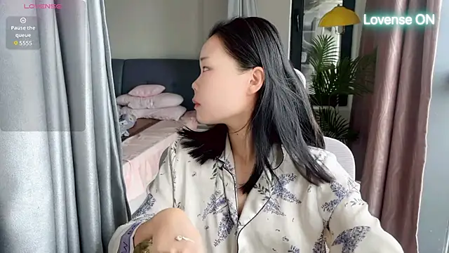 xiaosu22 online show from July 18, 2026, 2:16 am