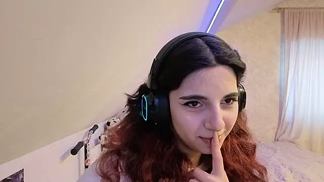 Snapshot of Blissmissataeses chatting on February 19, 2026, 11:17 am Blissmissataeses online show from February 19, 2026, 11:17 am