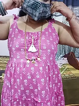 Snapshot of Kannadasexywifes chatting on July 5, 2026, 1:45 am Kannadasexywifes online show from July 5, 2026, 1:45 am