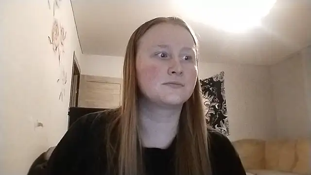 AnikaLipps online show from May 16, 2026, 12:18 am