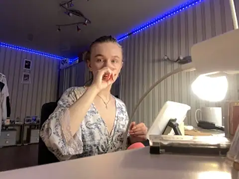 Snapshot of melissashineee chatting on February 28, 2026, 6:58 am melissashineee online show from February 28, 2026, 6:58 am