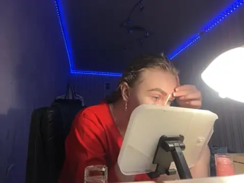 Snapshot of melissashineee chatting on March 2, 2026, 11:06 am melissashineee online show from March 2, 2026, 11:06 am