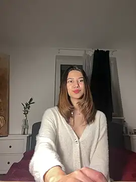 KiraVixenSweet online show from March 4, 2026, 10:16 pm