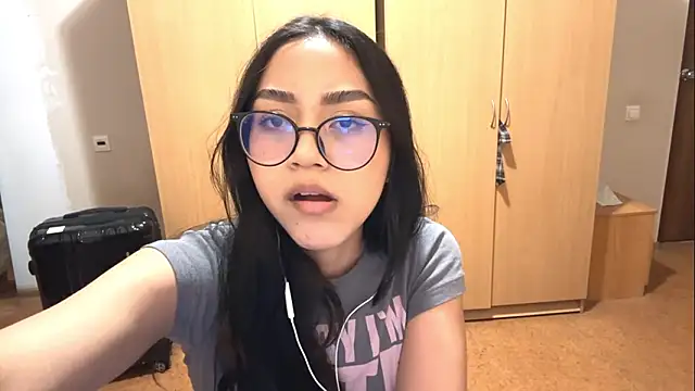 Stefania65 online show from March 5, 2026, 7:43 pm