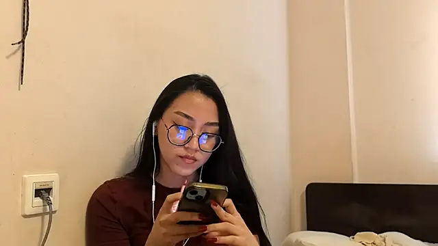 Stefania65 online show from April 15, 2026, 3:19 pm