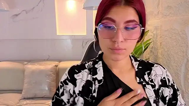 emily  tp online show from February 24, 2026, 12:47 pm