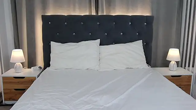 VikkyVonn online show from June 19, 2026, 11:03 am