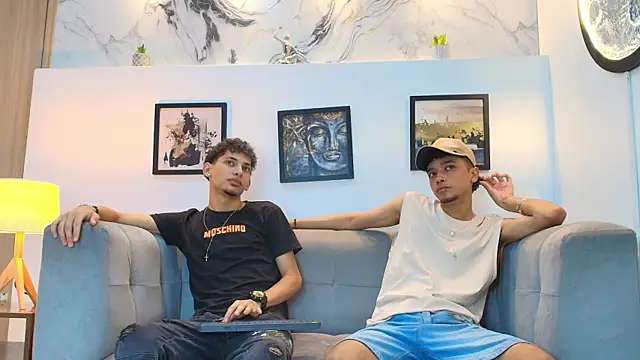 YOUNG BOYS HELL online show from April 21, 2026, 1:42 am