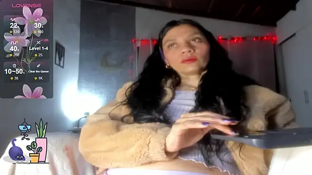 Snapshot of baileyadamms chatting on February 24, 2026, 11:58 pm baileyadamms online show from February 24, 2026, 11:58 pm