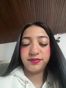 Daniela Pink online show from April 22, 2026, 11:45 am