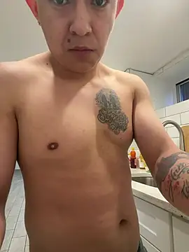 Jhon jairo420zzzz online show from April 8, 2026, 7:14 pm