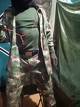 Snapshot of yisusalejo chatting on March 5, 2026, 1:23 am yisusalejo online show from March 5, 2026, 1:23 am