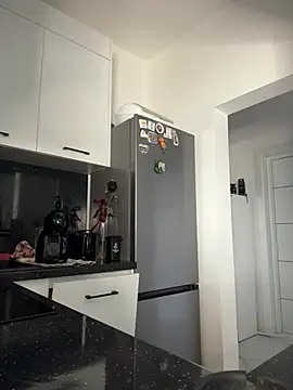 MonChery online show from February 14, 2026, 1:41 pm