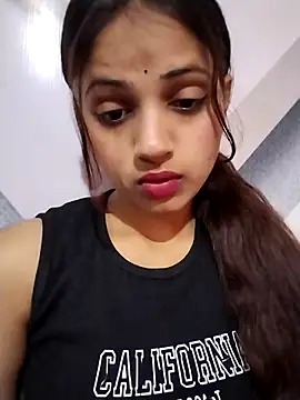 samayra1144 online show from March 12, 2026, 8:53 am