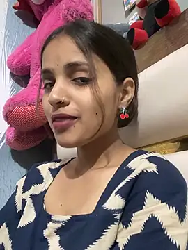 samayra1144 online show from June 4, 2026, 10:21 am