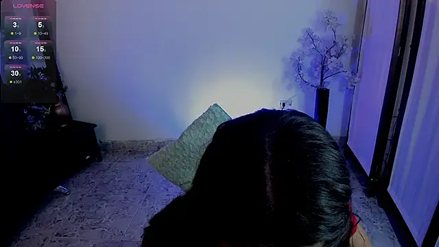 ailyn sweet2 online show from February 26, 2026, 4:44 am