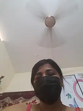 Snapshot of Tamil_Luckly_girl chatting on April 4, 2026, 9:29 am Tamil Luckly girl online show from April 4, 2026, 9:29 am