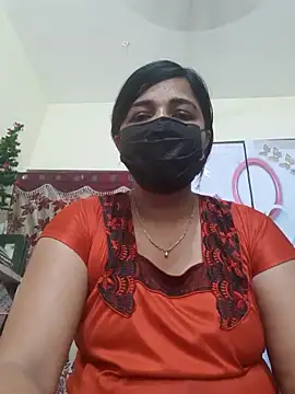 Snapshot of Tamil_Luckly_girl chatting on April 8, 2026, 7:19 am Tamil Luckly girl online show from April 8, 2026, 7:19 am