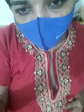 Snapshot of Tamil_Luckly_girl chatting on May 26, 2026, 6:37 pm Tamil Luckly girl online show from May 26, 2026, 6:37 pm