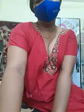 Snapshot of Tamil_Luckly_girl chatting on May 27, 2026, 6:21 am Tamil Luckly girl online show from May 27, 2026, 6:21 am