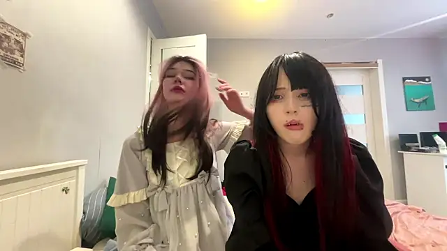 Snapshot of BarbaraJess chatting on February 18, 2026, 10:33 am BarbaraJess online show from February 18, 2026, 10:33 am