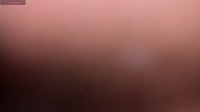 Snapshot of AmyRosse_X chatting on May 24, 2026, 3:44 am AmyRosse X online show from May 24, 2026, 3:44 am