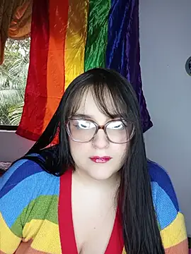 daphneev online show from June 4, 2026, 9:32 pm