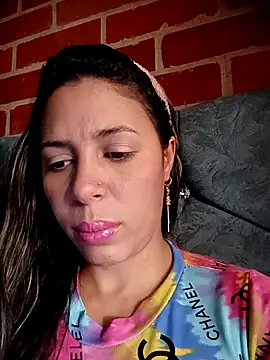 Snapshot of kiki_milu chatting on June 23, 2026, 8:40 pm kiki milu online show from June 23, 2026, 8:40 pm