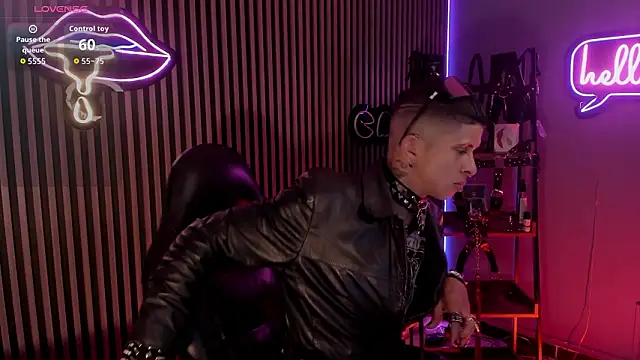 Maximoking26 online show from March 29, 2026, 2:11 am