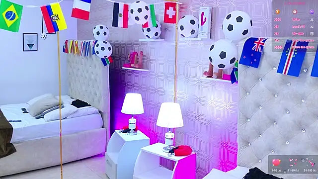 Snapshot of Raven_Gloomy chatting on July 12, 2026, 7:49 pm Raven Gloomy online show from July 12, 2026, 7:49 pm