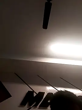 Avinh 09 online show from February 19, 2026, 1:45 am