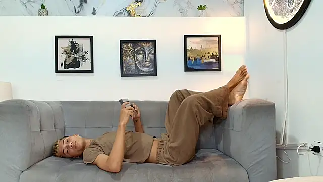 GOLD BOYS online show from May 21, 2026, 7:37 am