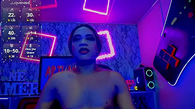 cristal villael  online show from February 28, 2026, 11:44 am