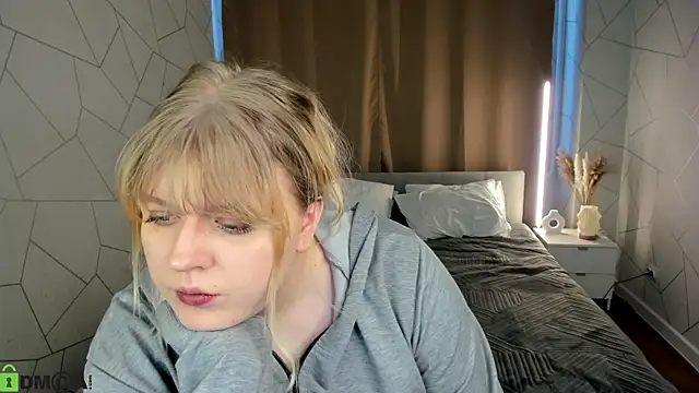 luna c0ra online show from March 21, 2026, 1:10 am