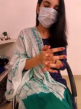 tanzum khan3202 online show from April 12, 2026, 7:02 am