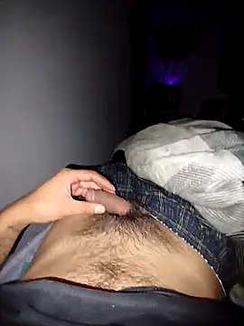 eslikonr online show from April 14, 2026, 9:59 am