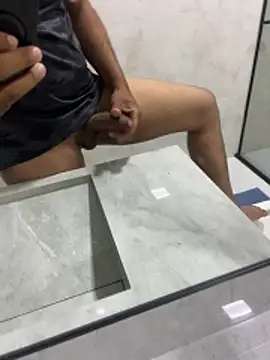Snapshot of twink231 chatting on April 2, 2026, 2:20 am twink231 online show from April 2, 2026, 2:20 am