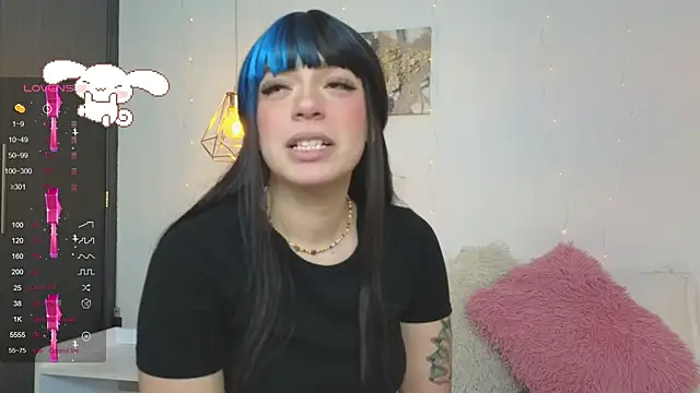 Snapshot of Emma_softt chatting on June 23, 2026, 1:58 am Emma softt online show from June 23, 2026, 1:58 am