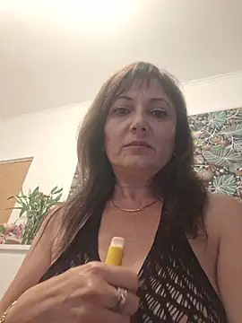SaraGina online show from May 15, 2026, 8:27 pm