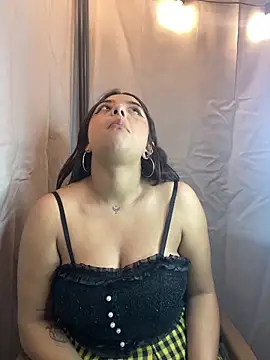 Midary pink online show from March 3, 2026, 5:02 am