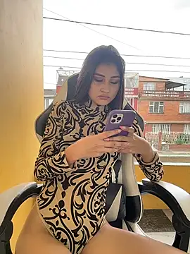 Snapshot of Aylin_fire chatting on February 19, 2026, 7:10 pm Aylin fire online show from February 19, 2026, 7:10 pm