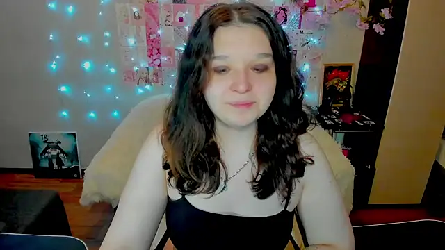 Snapshot of Kate_Acid chatting on June 18, 2026, 12:00 am Kate Acid online show from June 18, 2026, 12:00 am