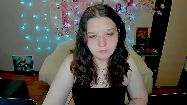 Snapshot of Kate_Acid chatting on June 20, 2026, 12:14 am Kate Acid online show from June 20, 2026, 12:14 am