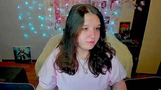 Snapshot of Kate_Acid chatting on July 8, 2026, 11:31 pm Kate Acid online show from July 8, 2026, 11:31 pm