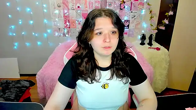 Snapshot of Kate_Acid chatting on July 23, 2026, 1:58 am Kate Acid online show from July 23, 2026, 1:58 am