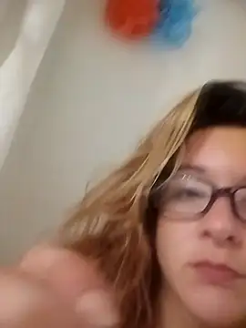 MissBella0969 online show from March 11, 2026, 3:12 am