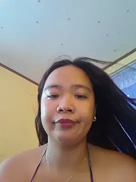 Polished Princess online show from May 28, 2026, 4:21 am