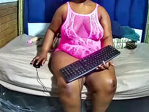 Snapshot of Sweetcandy298 chatting on April 12, 2026, 8:03 pm Sweetcandy298 online show from April 12, 2026, 8:03 pm