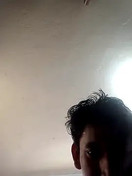 Snapshot of WooingWalking chatting on March 4, 2026, 9:10 pm WooingWalking online show from March 4, 2026, 9:10 pm